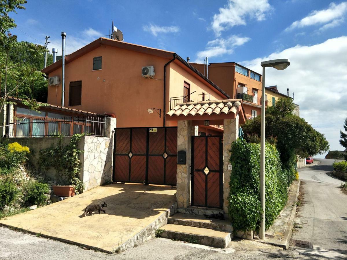 B&B Benjamas Bisacquino Exterior foto